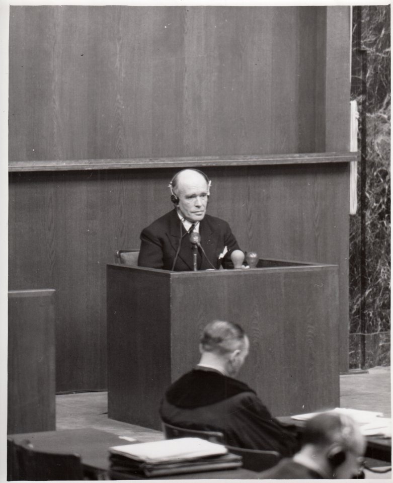 Henri C. Pieck on the witness stand during the Doctors' Trial