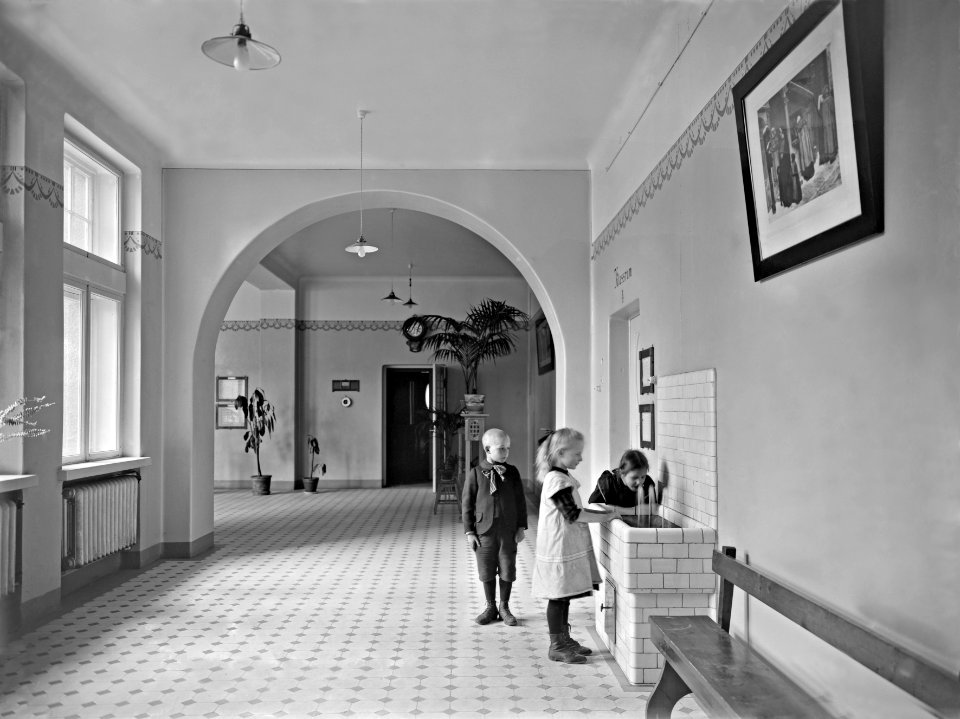 Helsinki 1913, Ratakatu 8 laivurinrinne 4-6 - N903 (hkm.HKMS000005-0000011z)