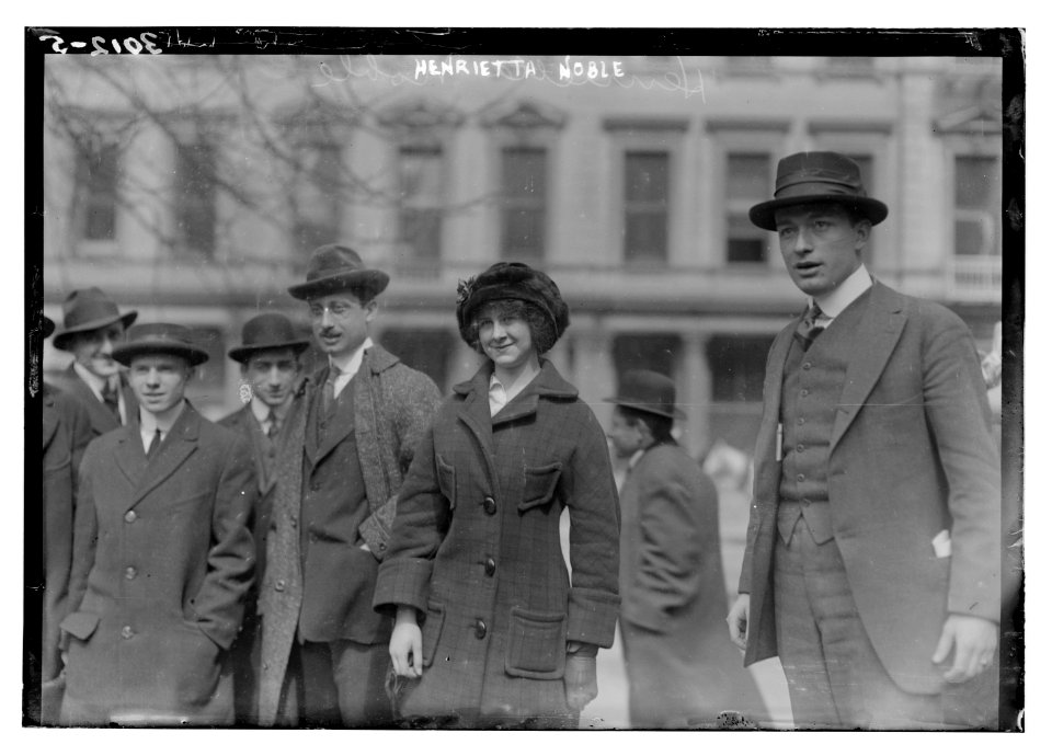 Henrietta Noble LCCN2014695652