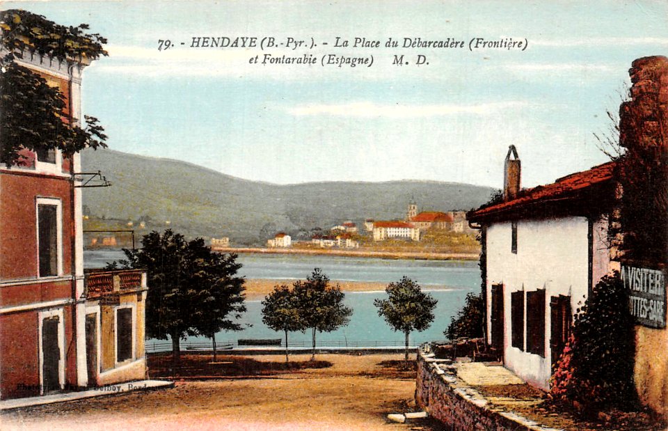 Hendaye - Place du Débarcadère 1