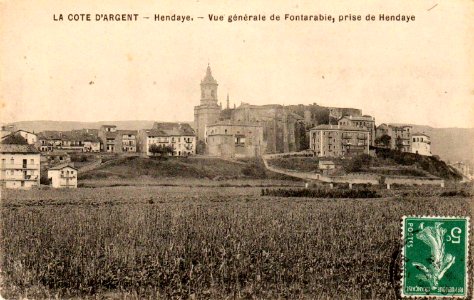 Hendaye - vue de Fontarabie photo