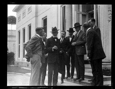 Henry Cabot Lodge and group outside White House, Washington, D.C. LCCN2016891686