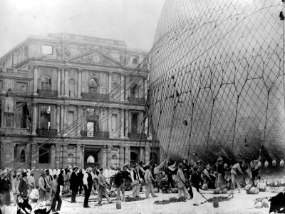Henri Giffard's balloon being prepared for ascent, Tuileries, Paris, 1878