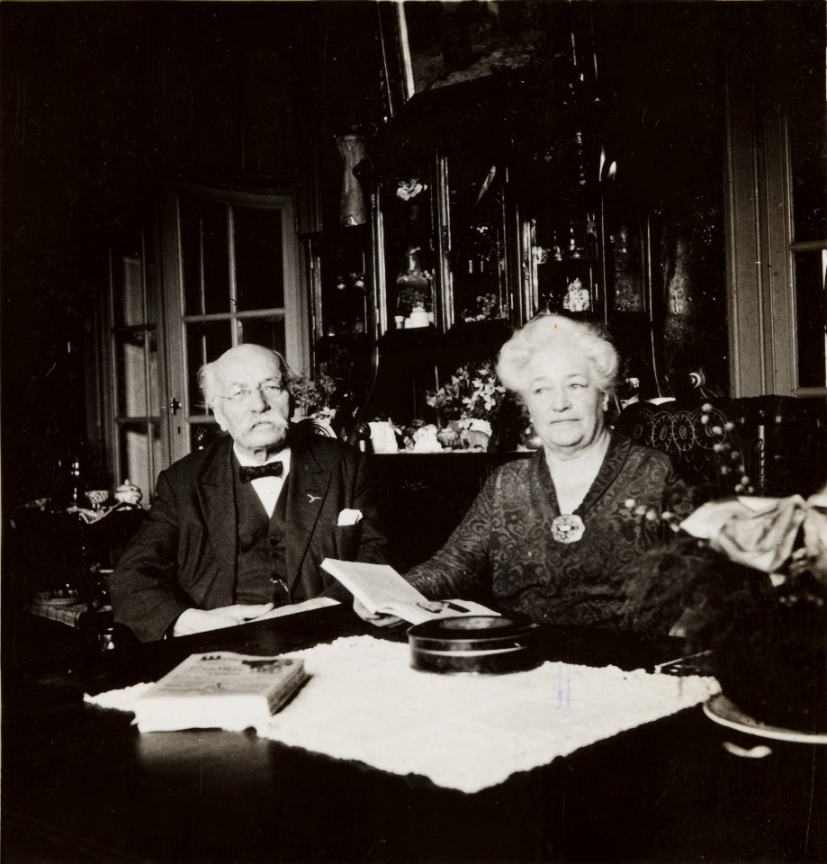Henri La Fontaine et Mathilde Lhoest, son épouse