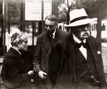 Henri La Fontaine, Frits Donker Duyvis et Charles Sustrac