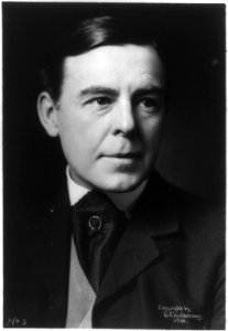 Henry Miller 1860-1926, bust portrait, facing right LCCN2005689393
