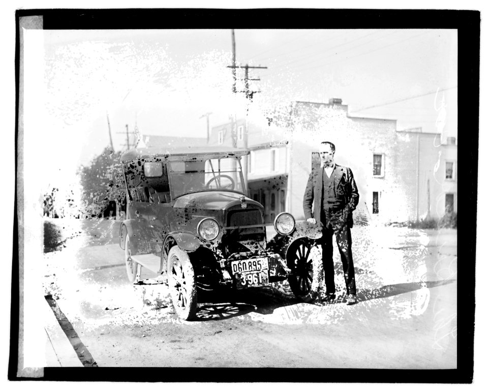 Herald Tour, York, Pa. Buscue Car LCCN2016828733