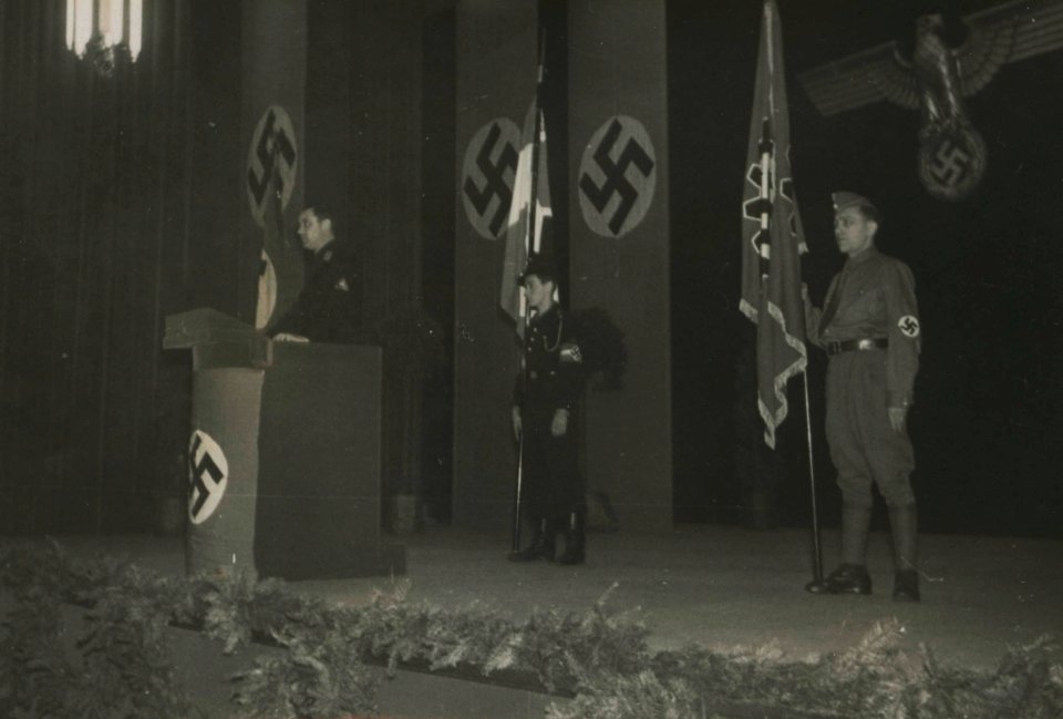 Herdenking machtsovername Duitsland - Fotodienst der NSB - NIOD - 156357