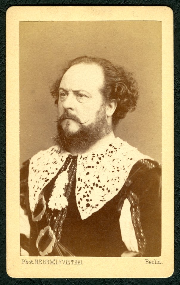 Herrmann Levinthal Jerusalemer Straße 28 Ecke Kronenstraße Berlin CDV Schauspieler G. Rogers um 1865 Bildseite