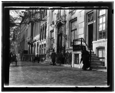Herengracht (Nieuwe) 105(ged)-103-101 enz (vrnl)) Jacob Olie (max res)