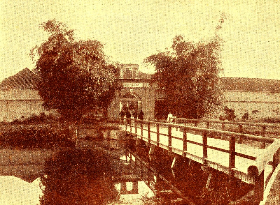 Het fort Nieuw Victoria, landzijde