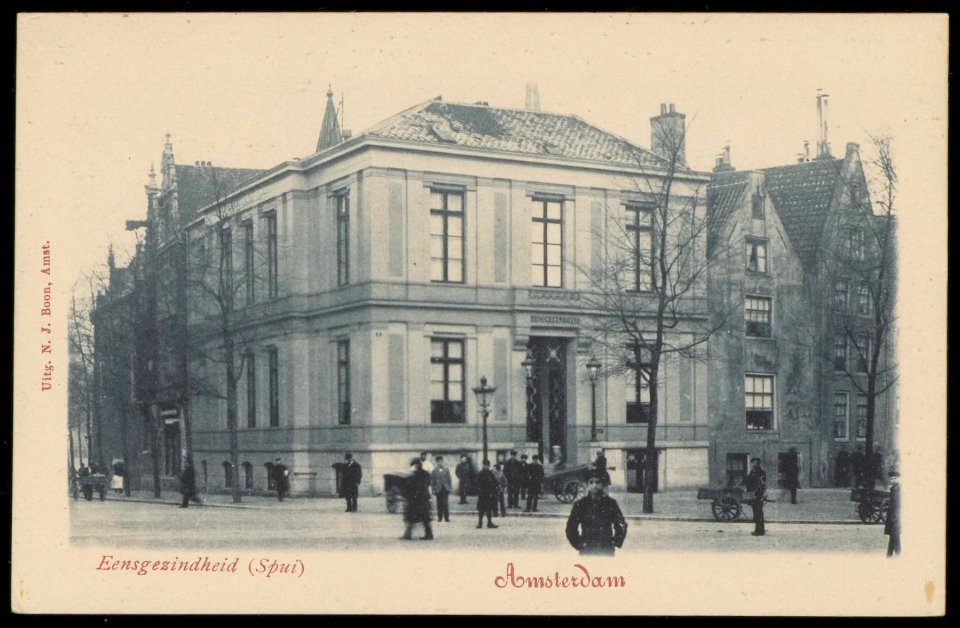 Het gebouw de Eensgezindheid aan het Spui 12 hoek Nieuwezijds Voorburgwal