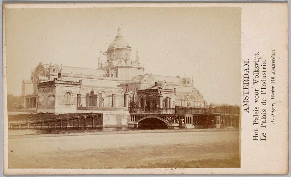 Het Paleis voor Volksvlijt. Le Palais de l'Industrie