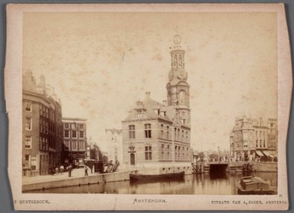 Het Singel gezien naar de Munttoren na de herbouw van het Muntgebouw in 1887