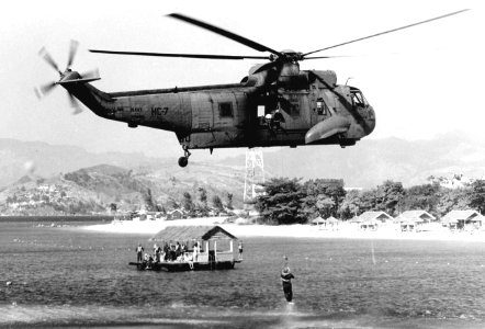HH-3A Sea King of HC-7 off NAS Cubi Point in January 1974 (NNAM.2011.113.235)