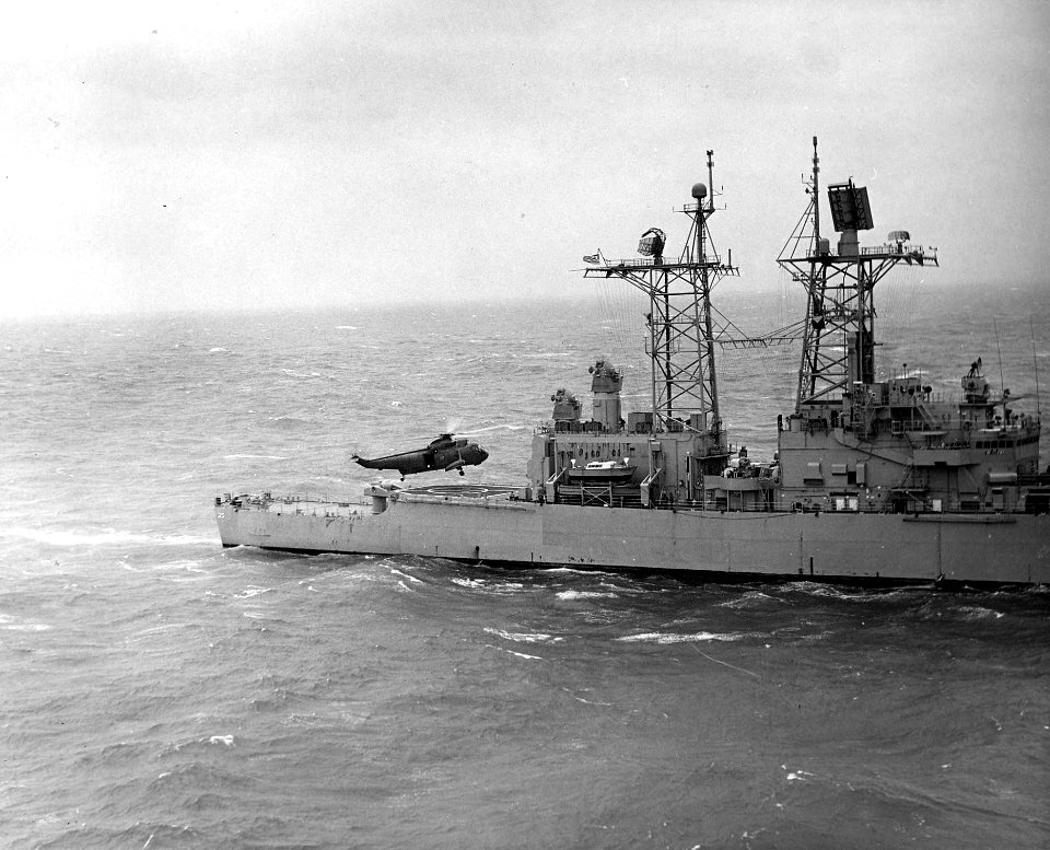 HH-3A HC-7 landing on USS Truxtun (DLGN-35) off Vietnam c1970