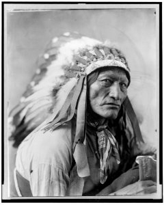 High Bear, head-and-shoulders portrait, facing right LCCN95512594