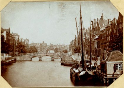 Het Singel bij de Paleisstraat, ziende op het voormalige Kleerenveer en op de Boogjessluis over de Warmoesstraat (sic) photo