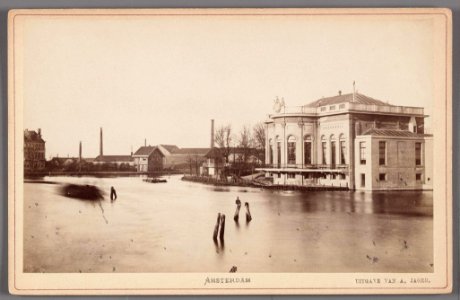 Het gebouw van de sociëteiten 'Bellevue' en 'Concordia' aan de Singelgracht (Leidsekade), later 'Maison Stroucken'-002 photo