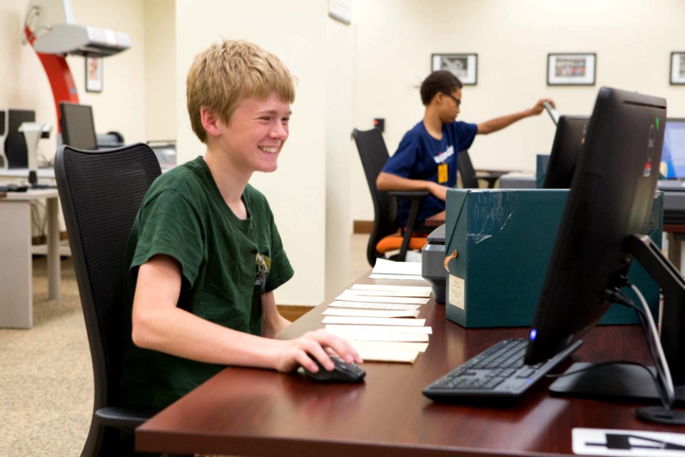 High School Scanning Volunteers (28597949222)