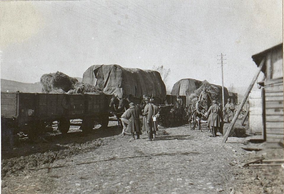Heuverladung v.d.Bahn, Verpflegsfassungsstelle Haidenschaft (BildID 15596888)