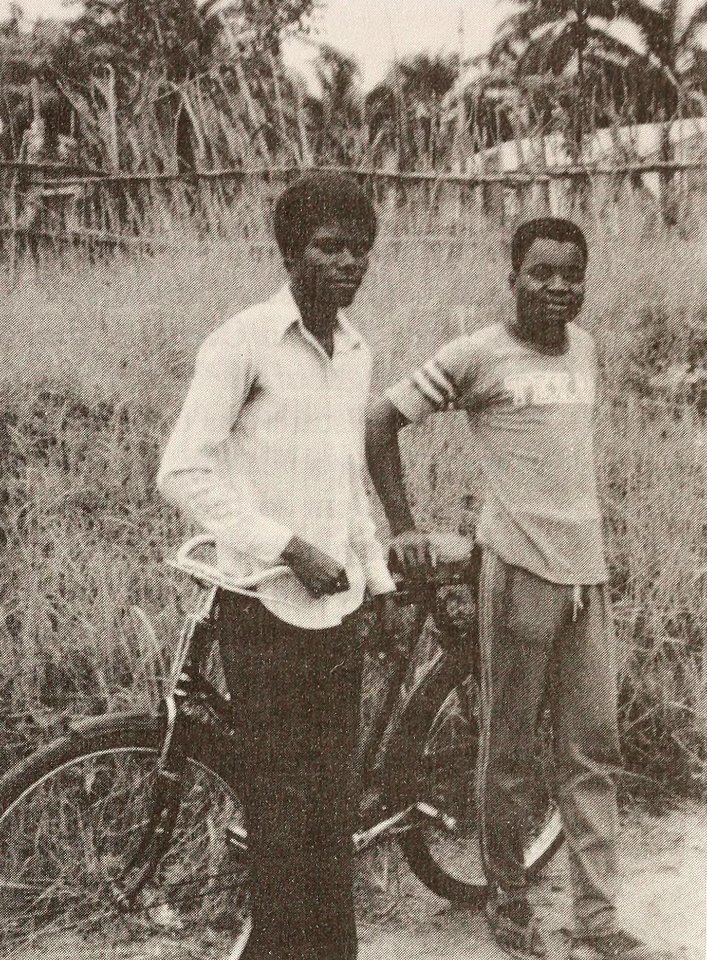 High-school students, Bas-Zaire Region