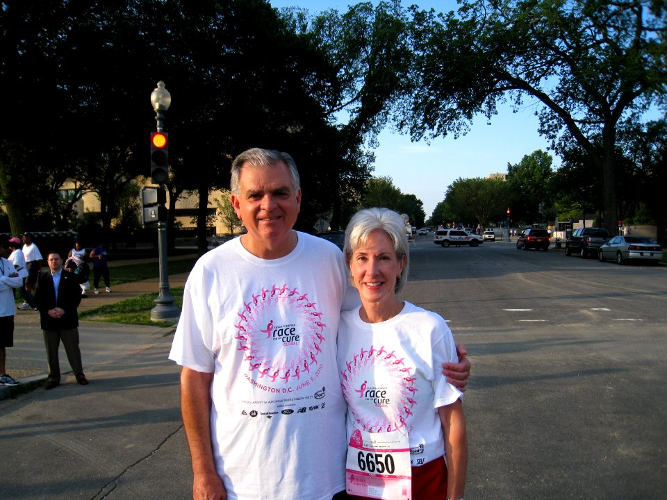 HHS Secretary Sebelius runs into Department of Transportation Secretary LaHood at the Susan B. Komen 5K on June 5th, 2010