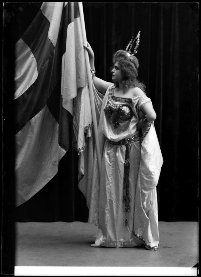Hildi Waernmark in Hoppmans äventyr at Folkteatern 1908 - SMV - NV001
