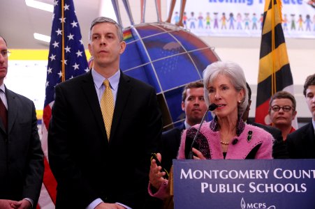 HHS Secretary Sebelius joins U.S. Dept. of Education Secretary Arne Duncan at Rolling Terrace Elementary School in Montgomery County, MD