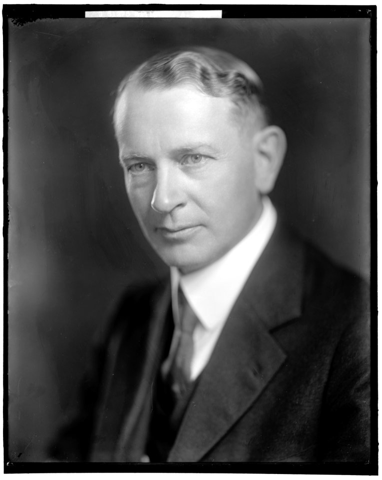 HILL, A. ROSS. DOCTOR LCCN2016861316