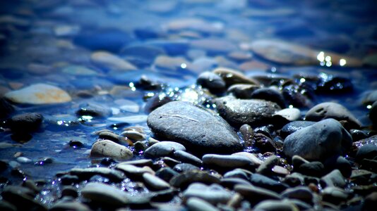 Water stones the river and nature