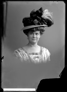Hildur Lithman, actor, portrait 1910 - SMV - GL115