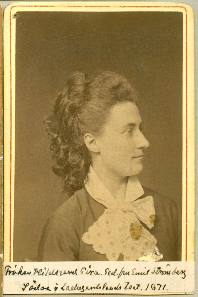 Hildegard Pira, porträtt - SMV - H8 058