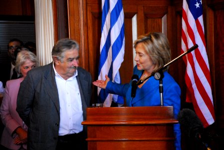 Hillary Clinton visits Uruguay (4398011117)