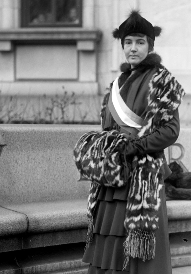 HILL, ALBERTA. WOMAN SUFFRAGETTE LCCN2016866063 (cut)
