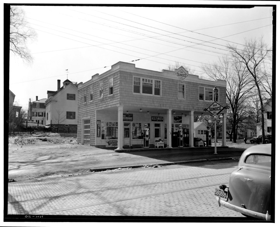 Historic American Buildings Survey L. C. Durette, Photographer March 19, 1937 REMAINS OF CAPTAIN BARNES HOUSE View from North East - Captain Barnes House, 218 Islington Street, HABS NH,8-PORT,124-25