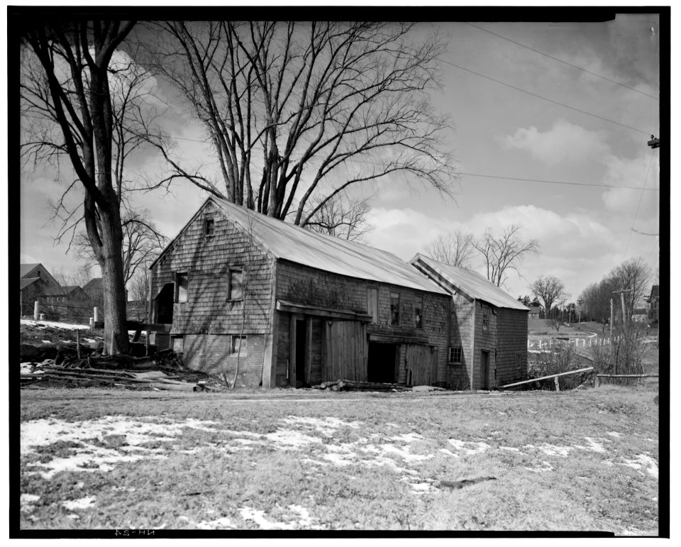 Historic American Buildings Survey L. C. Durette, Photographer March 19, 1937. VIEW FROM SOUTH EAST WITH OLD HIGHWAY IN FOREGROUND - Winnicut Grist Mill, Winnicut River, Stratham, HABS NH,8-STRAT,1-2
