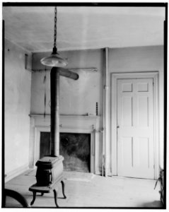 Historic American Buildings Survey L. C. Durette, Photographer April 1, 1936 SOUTH WEST BED ROOM 2nd FLOOR - Governor Levi Woodbury House, Woodbury Avenue and Boyd Road, HABS NH,8-PORT,123-16