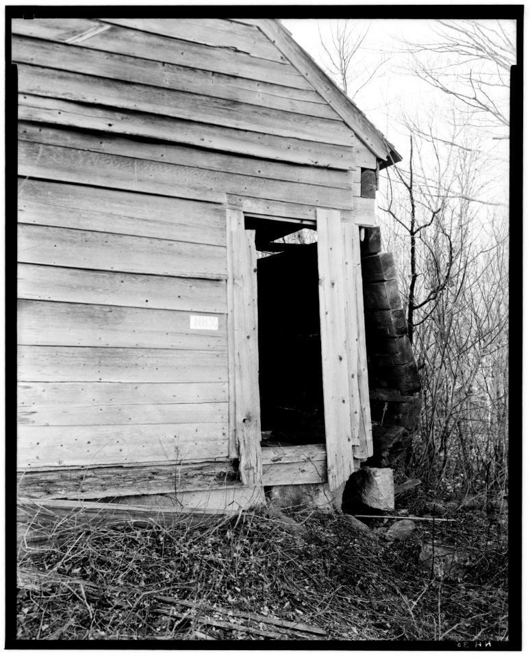 Historic American Buildings Survey L.C. DURETTE, Photographer DOOR - NORTH EAST CORNER - Pioneer Cabin, Campton Station, Grafton County, NH HABS NH,5-CAMP.V,1-7