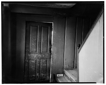 Historic American Buildings Survey L.C. Durette, Photographer November 1936 FIRST FLOOR STAIR HALL TOWARD SITTING ROOM - John Cram Farmstead, Hampton Falls, Rockingham County, NH HABS NH,8-HAMTOF,1-4
