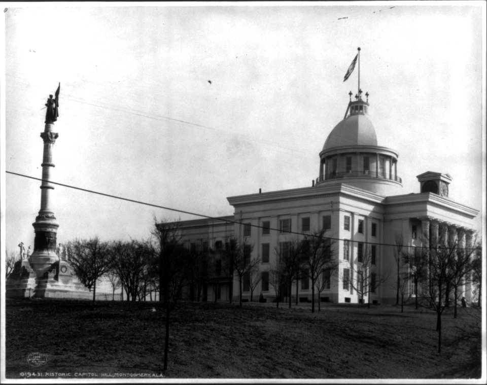Historic Capitol Hill LCCN2004677511