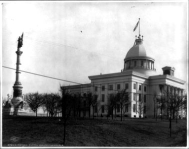 Historic Capitol Hill LCCN2004677511