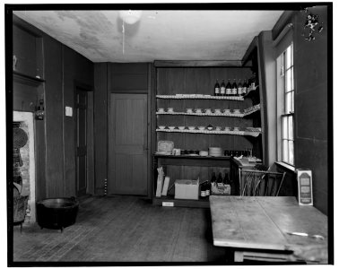 Historical American Building Survey L. C. Durette, Photographer July 28, 1936. KITCHEN TOWARD BED ROOM - Parsonage, Newington, Rockingham County, NH HABS NH,8-NEWI,2-11