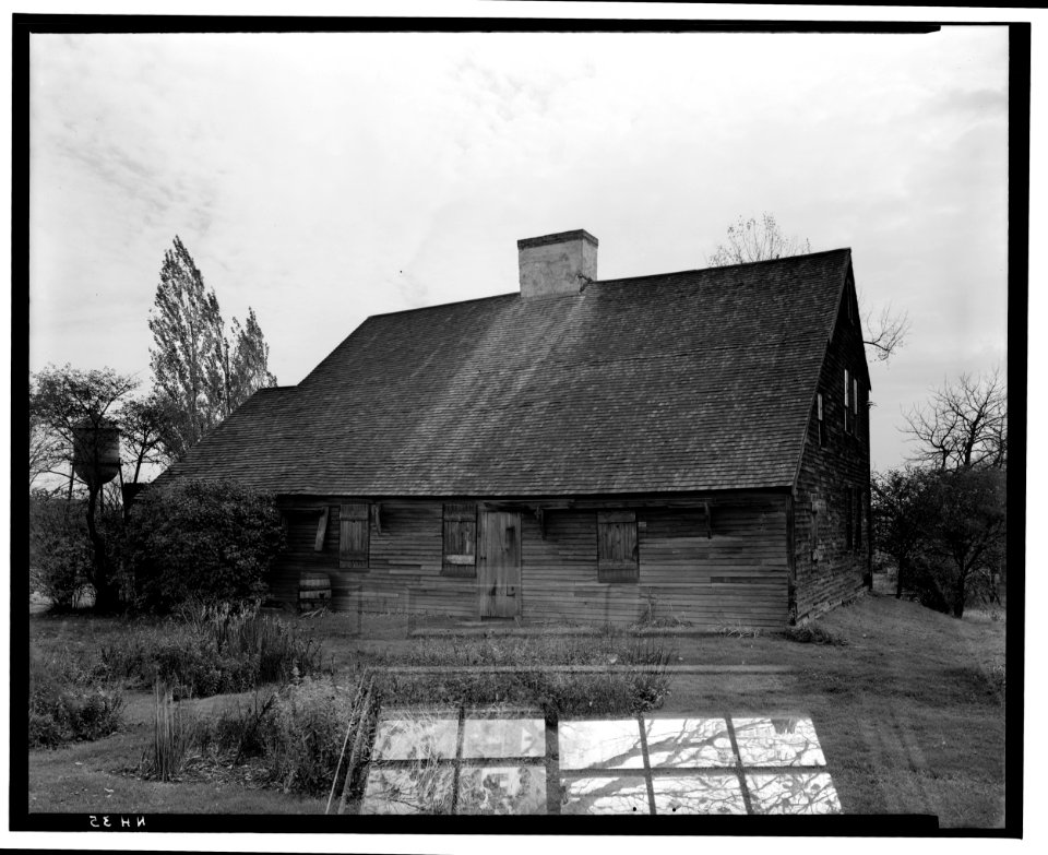 Historical American Buildings Survey L. C. Durette, Photographer Oct. 18, 1936. VIEW FROM NORTH - Colonel Paul Wentworth House, Dover Street (moved to MA, Dover), Dover, Strafford HABS NH,9-SALFA,1-15