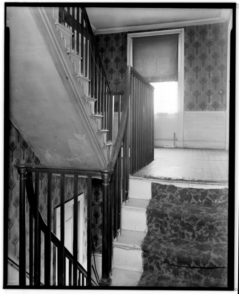 Historical American Buildings Survey L. C. Durette, Photographer April 25, 1936 REAR STAIR FROM LANDING - Captain Barnes House, 218 Islington Street, Portsmouth, Rockingham HABS NH,8-PORT,124-10