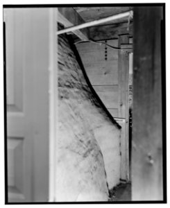 Historical American Buildings Survey L. C. Durette, Photographer Nov. 10, 1936. CHIMNEY HAUNCH 2nd FLOOR LOOKING SOUTH WEST - Amos Seavey House, Beach Boulevard, Rye, Rockingham HABS NH,8-RY,1-19