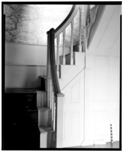 Historical American Buildings Survey L. C. Durette, Photographer Oct. 18, 1936. STAIRS - 1st FLOOR - Colonel Paul Wentworth House, Dover Street (moved to MA, Dover), Dover, HABS NH,9-SALFA,1-19