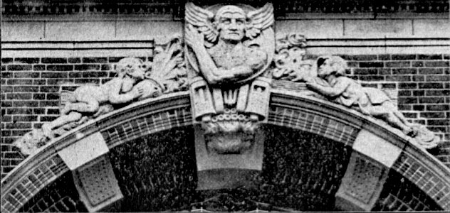 HL Damals – Lübeck Hauptbahnhof – Friedrich Volke – Schlussstein – Portal der Fahrkartenhalle – Verkehrstechnik