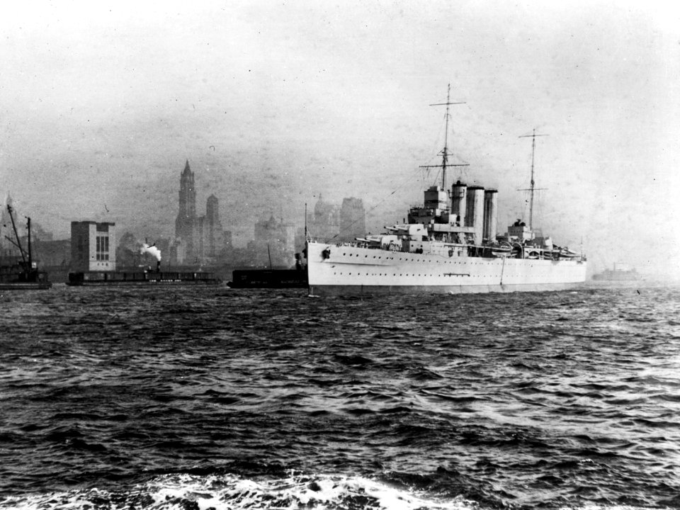 HMAS Australia (D84) off New York City c1932