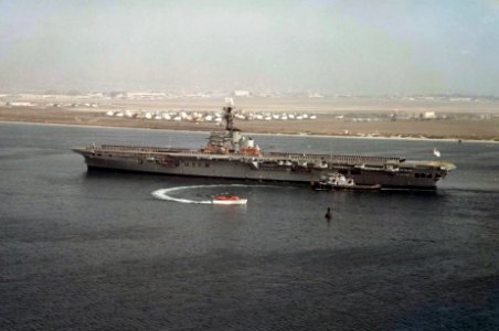 HMAS Melbourne (R21) c1960s
